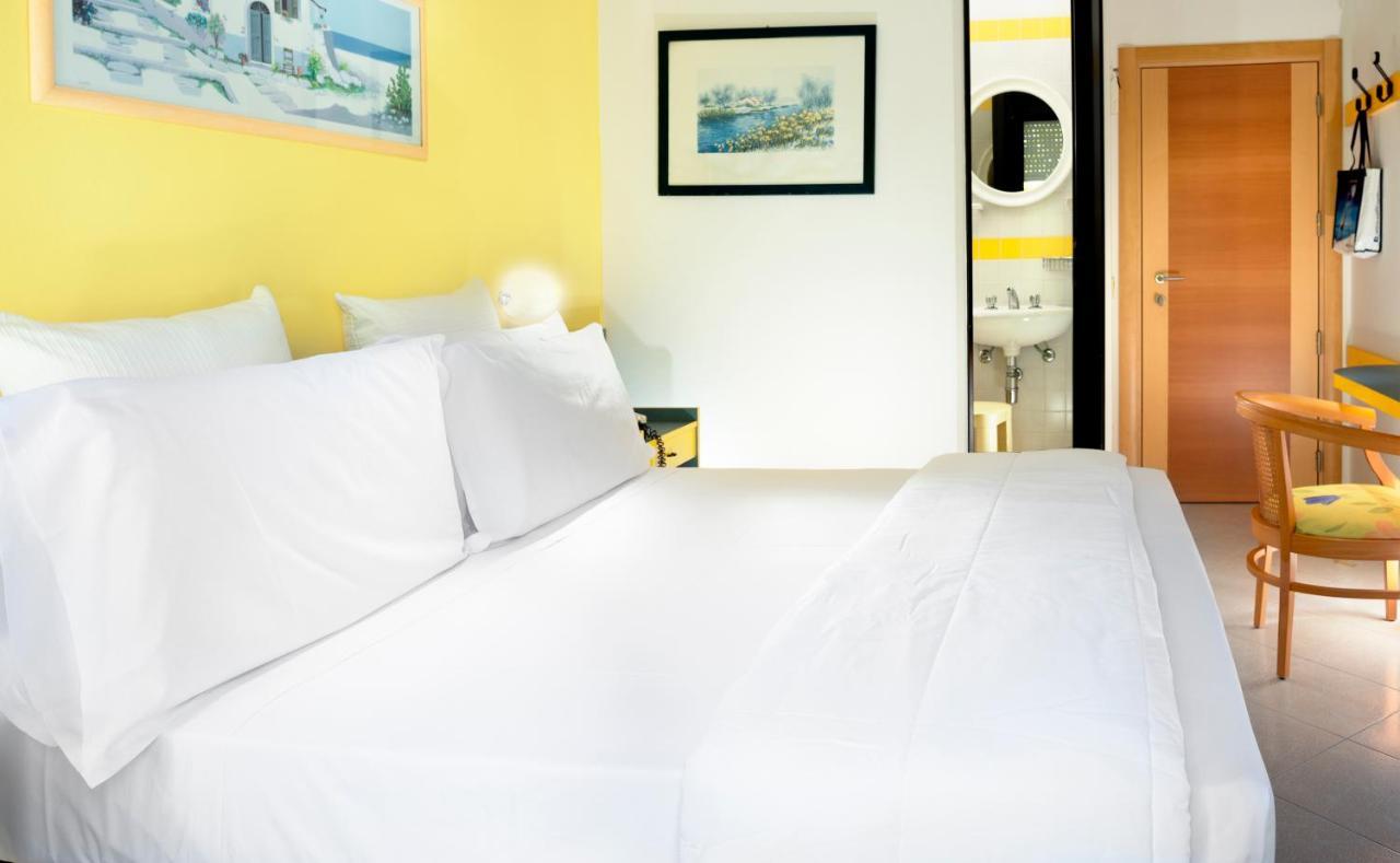 Hotel Castellucci Bellaria-Igea Marina Eksteriør bilde