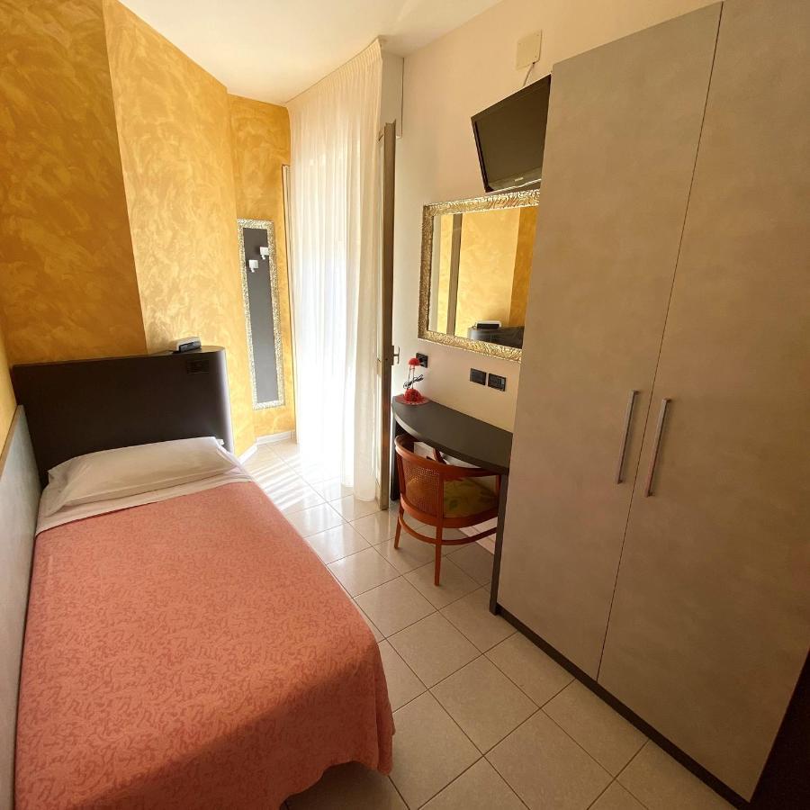 Hotel Castellucci Bellaria-Igea Marina Eksteriør bilde