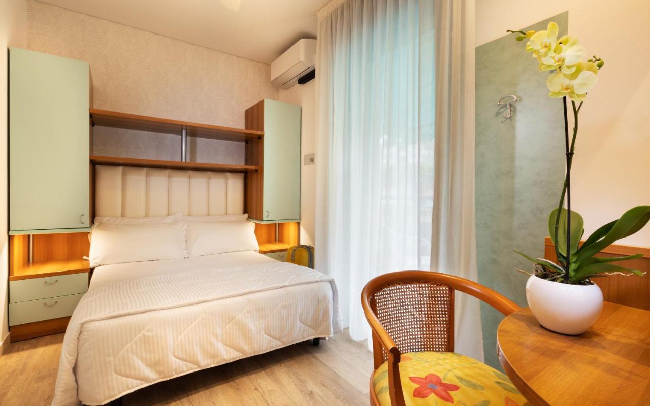 Hotel Castellucci Bellaria-Igea Marina Eksteriør bilde