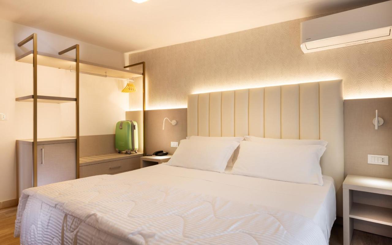 Hotel Castellucci Bellaria-Igea Marina Eksteriør bilde